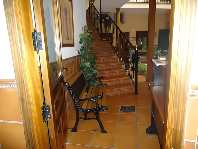 Others 5, Hostal Infantes, Toledo