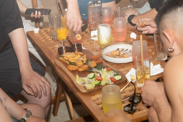 Food & Drinks 4, Travel Light Bubble Hostel, Pingtung
