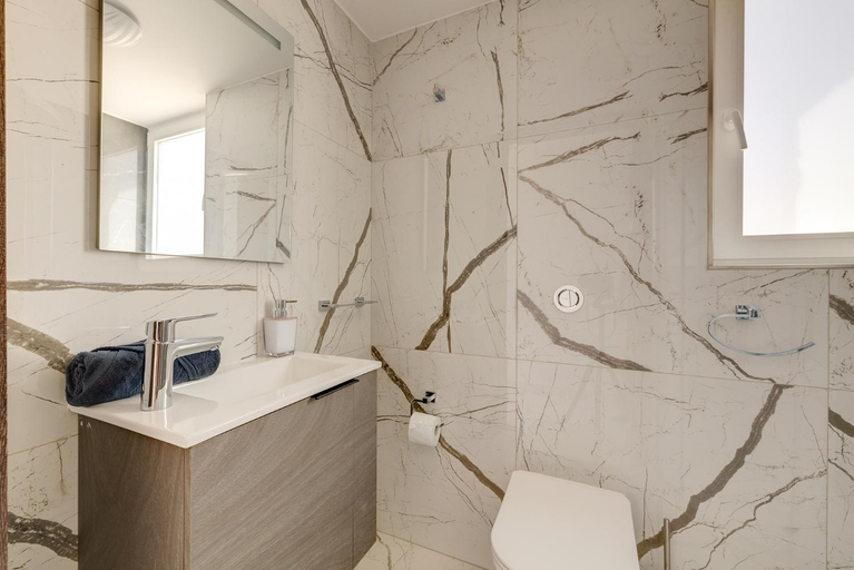 Bathroom 4, Chic Apartment Stays by Buena Vista