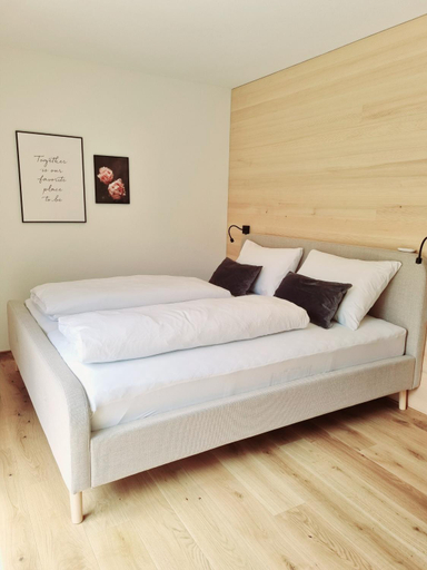 Bedroom 4, Hotel Gretina, Bregenz