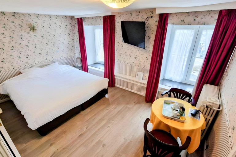 Bedroom, Hotel-Restaurant Bonhomme, Liège