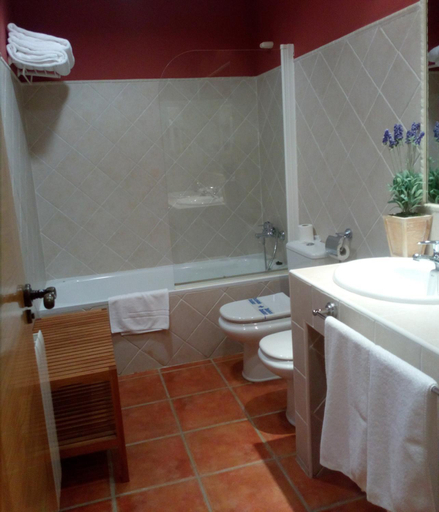Bathroom 4, Hotel Rural El Jardin de la Hilaria, Segovia