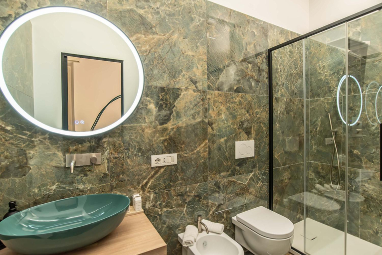 Bathroom 5, Ora Acanfora Suites, Rome