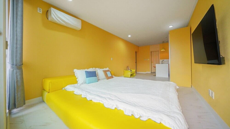 Bedroom 26