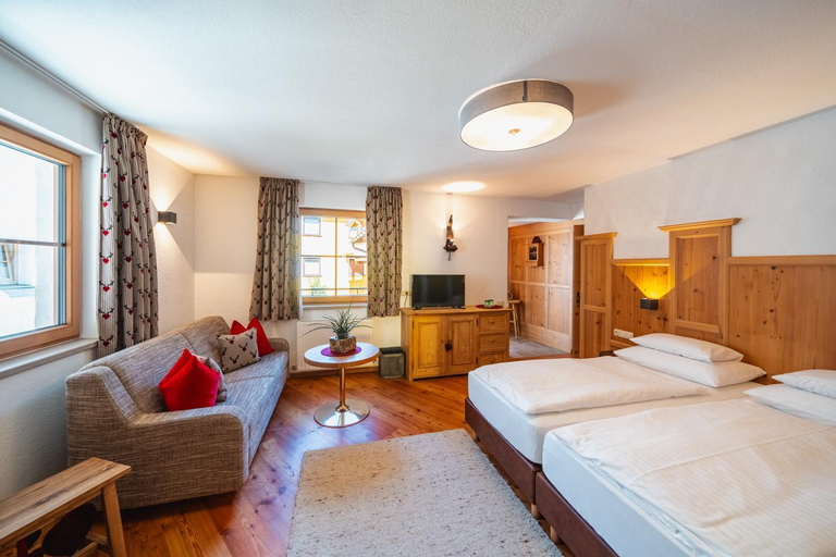 Bedroom 2, Schindler Hotel & Restaurant, Landeck