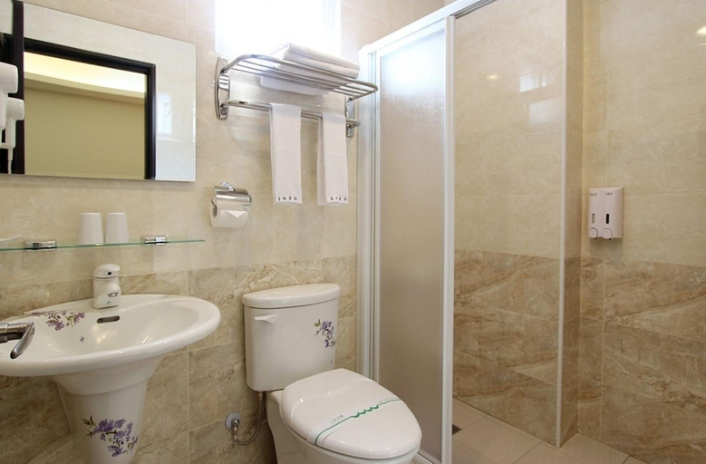 Bathroom 4, Blue Ocean Stars, Taitung