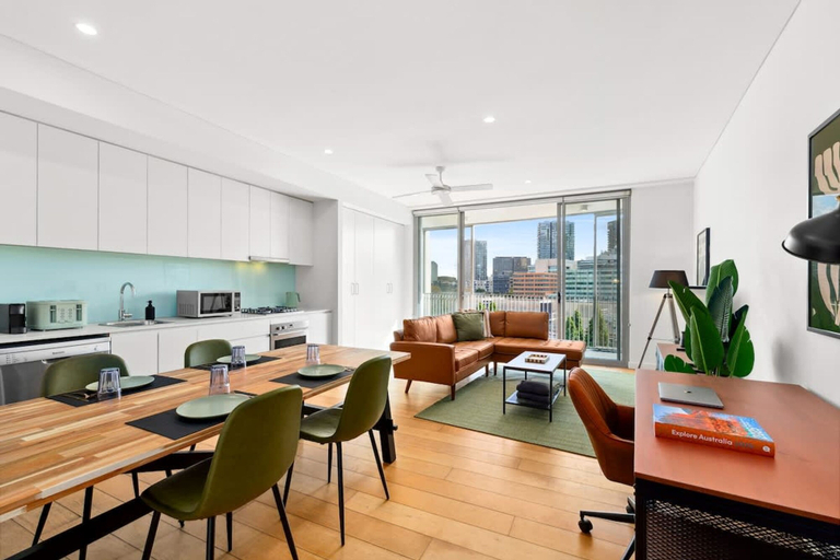 Room 5, Central Charming 2 Bedrooms With Balcony Aircon, Sydney