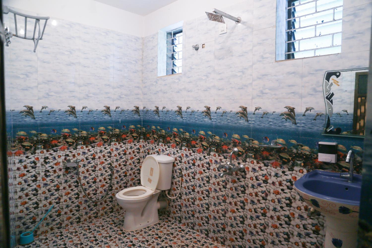 Bathroom, Kumbaya Beachside Hostel & Rooftop Cafe, North Goa