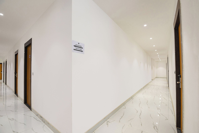 Others 5, Oriva Ganeshwaram 149, Gautam Buddha Nagar