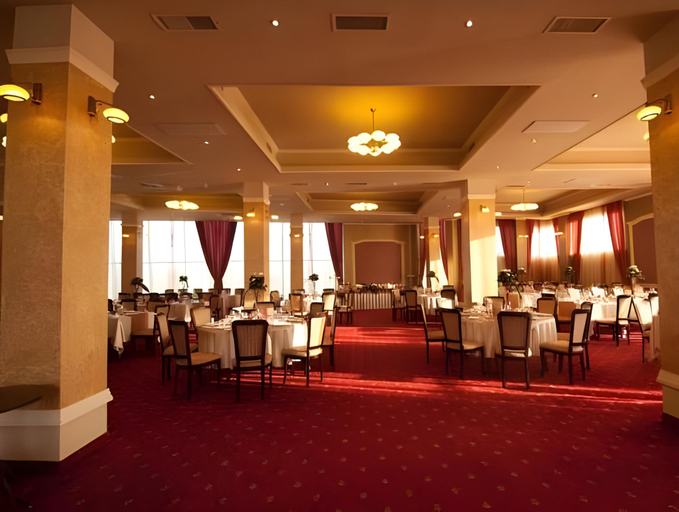 Food & Drinks 3, Sky Hotel, Oradea