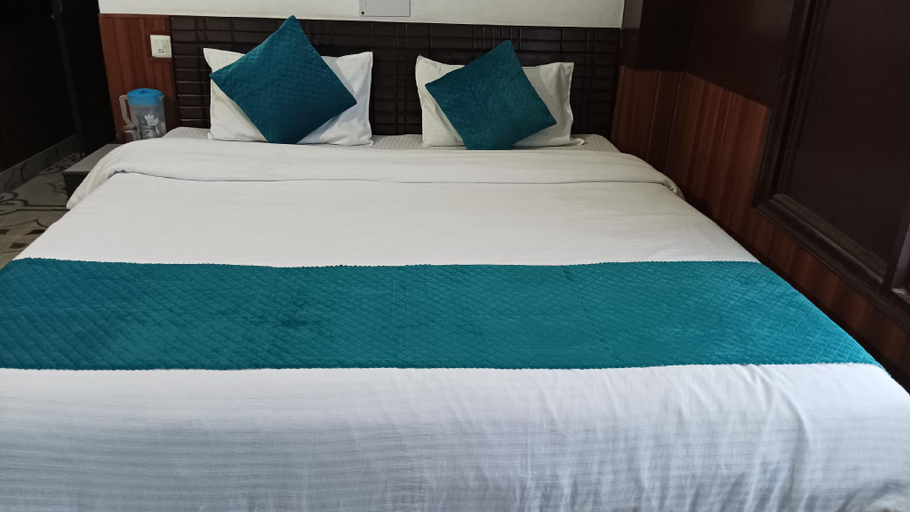 Bedroom 4, Hotel D Pal, Solan