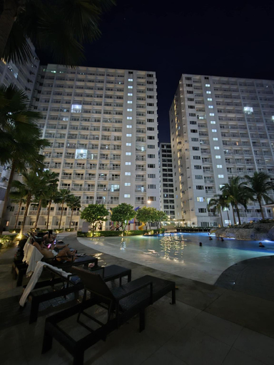 Sport & Beauty 2, Shore Residences-Bachelor's Pad with Pool View , Pasay City
