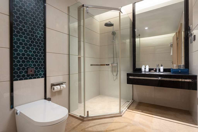 Bathroom 5, Days Hotel BY Wyndham Shenzhen Sanlian, Shenzhen