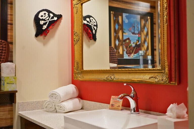 Bathroom 3, LEGOLAND California Hotel, San Diego