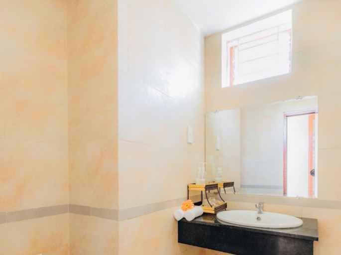 Bathroom 3, vuon bach thao villa Hoi an, Da Nang