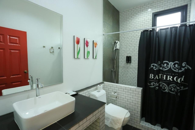 Bathroom 4, Manonnee, Muang Chiang Rai