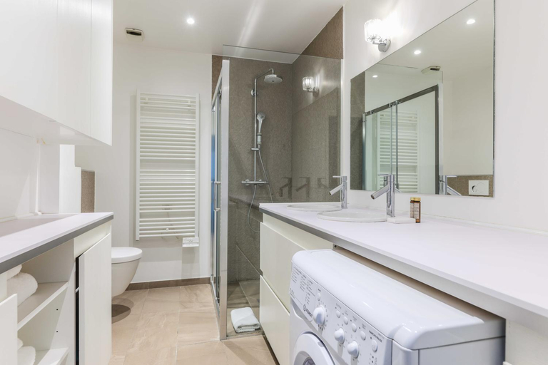 Bathroom 3, Newly renovated Loft Bastille, Paris