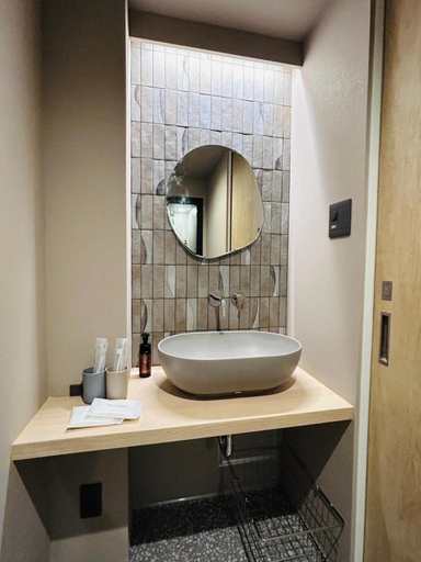 Bathroom 3, HOTEL KANMA UENO, Taitō