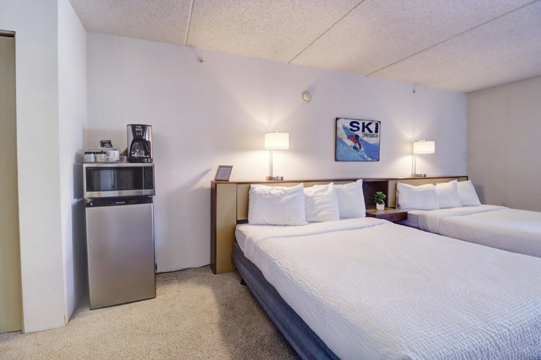 4, MP522 Mountain Plaza Hotel Room, Summit