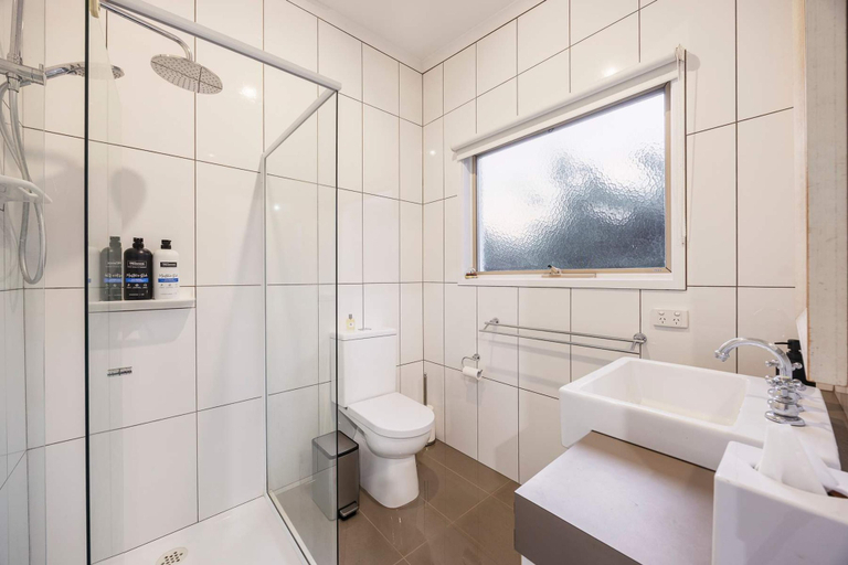 Bathroom, Portsea Coastal Retreat, Melbourne