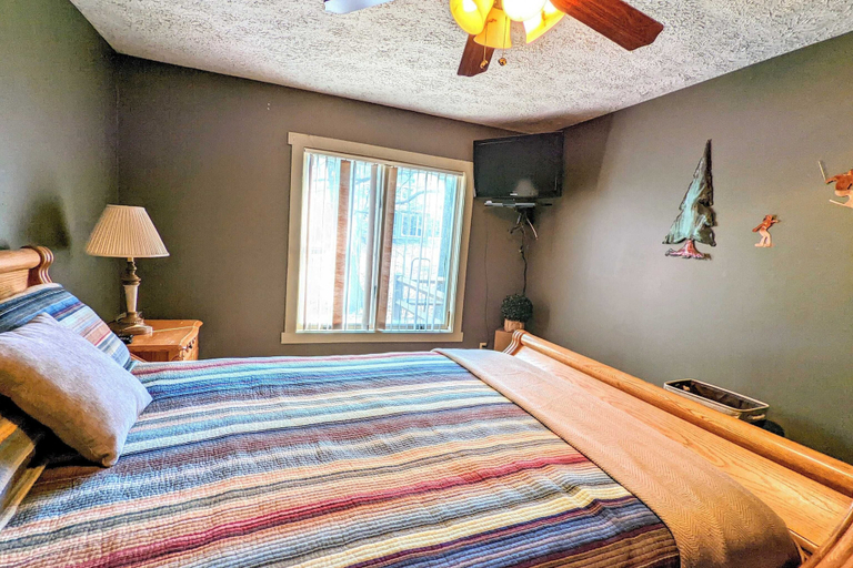 Bedroom 5, Frost Hollow by Avantstay Deck w/ Grill, Game Room Loft, Carbon