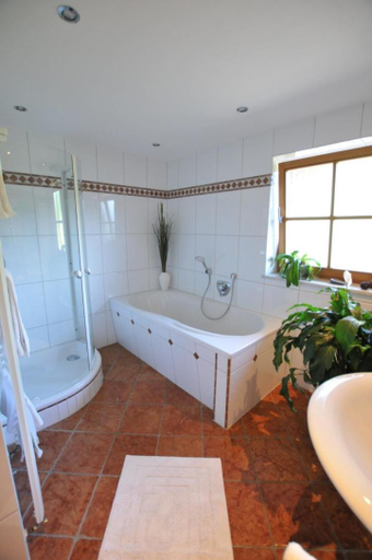 Bathroom 3, Haus am Mitterbach, Berchtesgadener Land