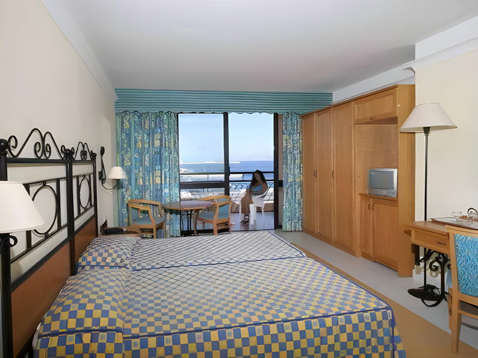 Bedroom 3, Ramla Bay Resort