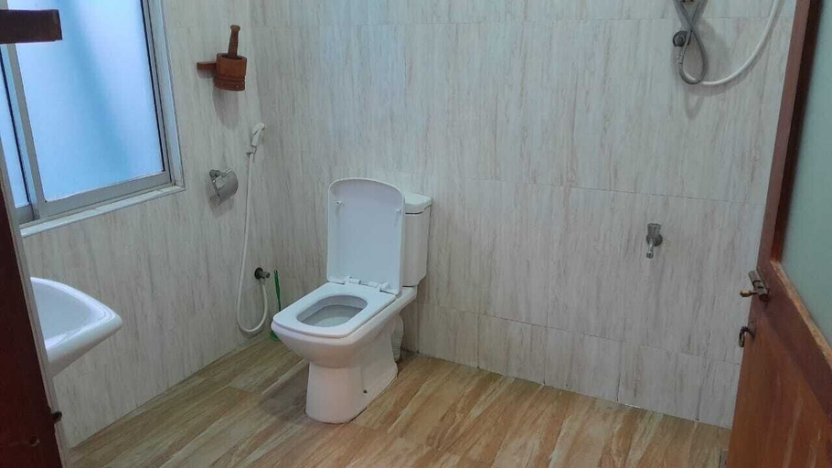 Bathroom, Mami Beach Resort, Tangalle