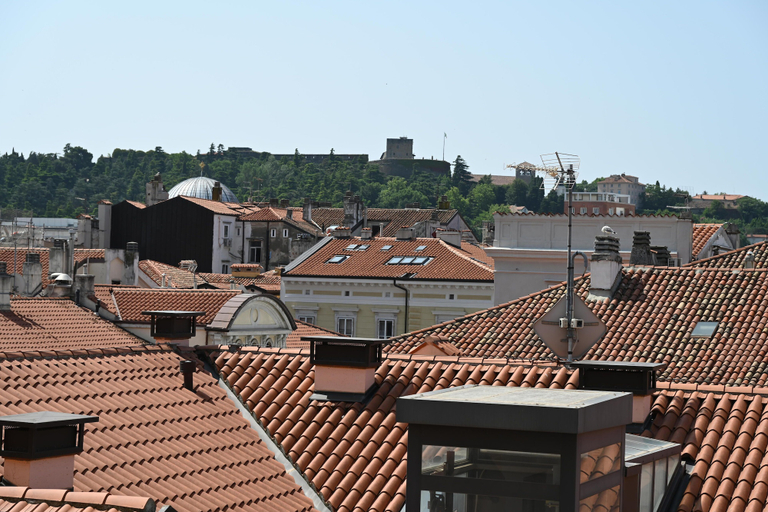 Others 4, Orienty Home Pentacoro, Trieste