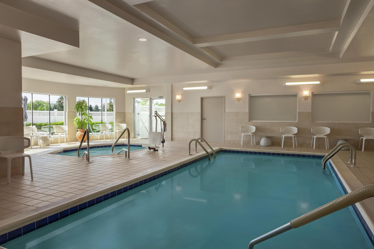 Sport & Beauty 5, Hilton Garden Inn Riverhead, Suffolk