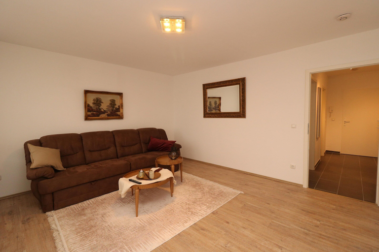 Living room 2, City Apartment With Waterbed, Essen