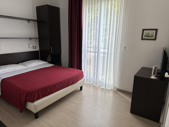 Bedroom 3, Hotel Morolli, Rimini