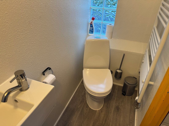 Bathroom 3, Holiday rooms Rudkøbing, Langeland