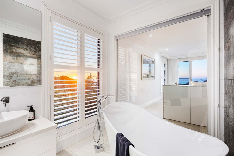 Room 2, Mount Martha Manor Indoor Pool Ocean Views, Melbourne