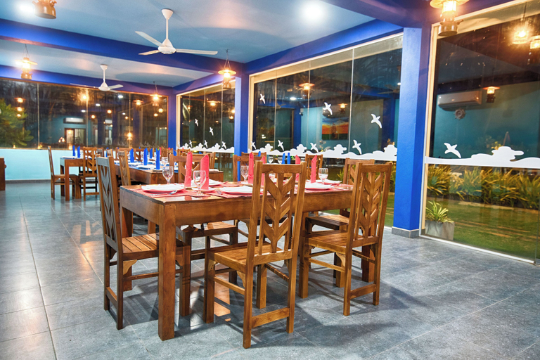 Food & Drinks 5, Calypso Sunset Beach Hotel, Mahawewa