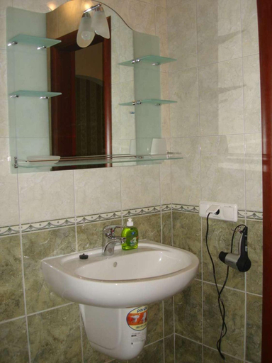 Bathroom 3, Diplomat ApartHotel, Solomians'kyi