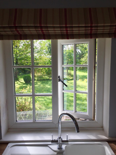 Bathroom 4, No.1 Mulsford Cottage, Wrexham