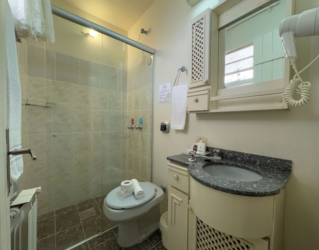 Bathroom 4, Petit Hotel Provence Gramado Tissiani, Gramado