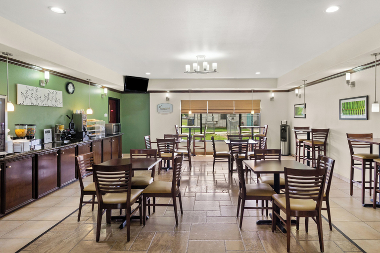 Food & Drinks 5, Sleep Inn & Suites Bush Intercontinental - IAH East, Houston