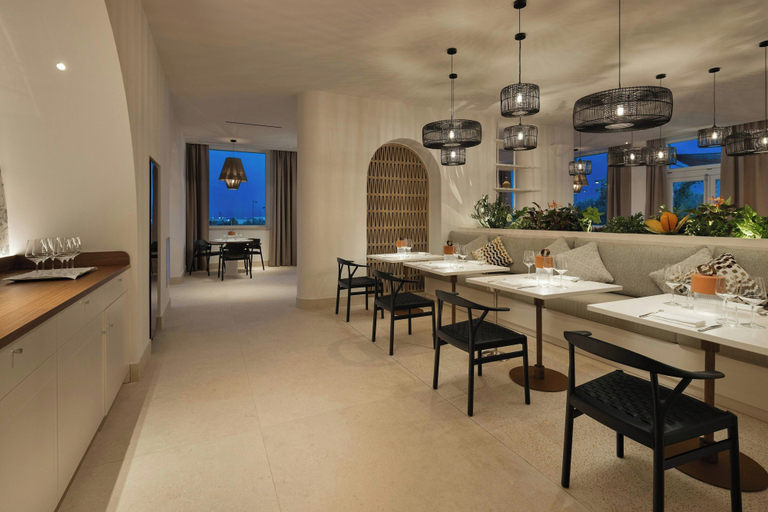 Food & Drinks 5, Cala Ponte, a Tribute Portfolio Hotel, Bari
