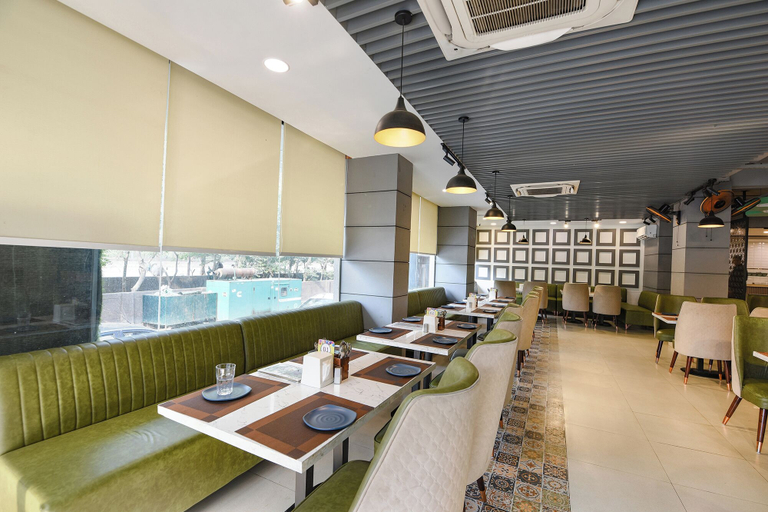 Food & Drinks 4, FabHotel Ganeshwaram 141, Gautam Buddha Nagar