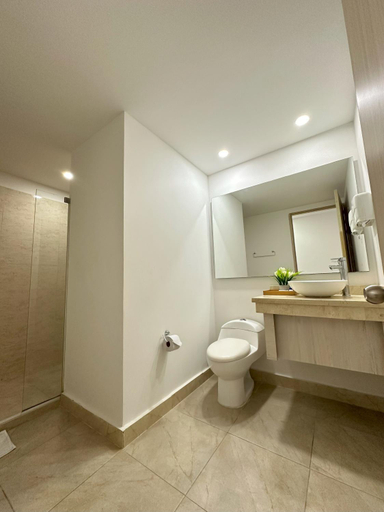 Bathroom 5, Hotel Tayrona del Mar, Santa Marta (Dist. Esp.)