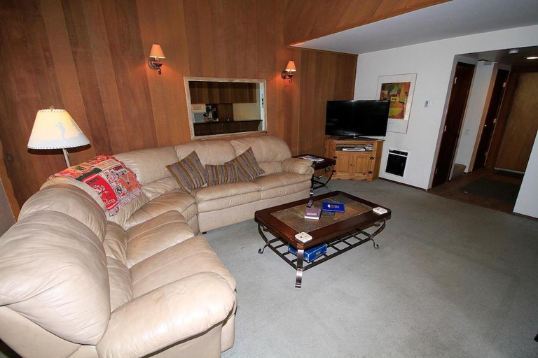 Others 4, Mammoth Mountain Reservations Condo Collection, Mono