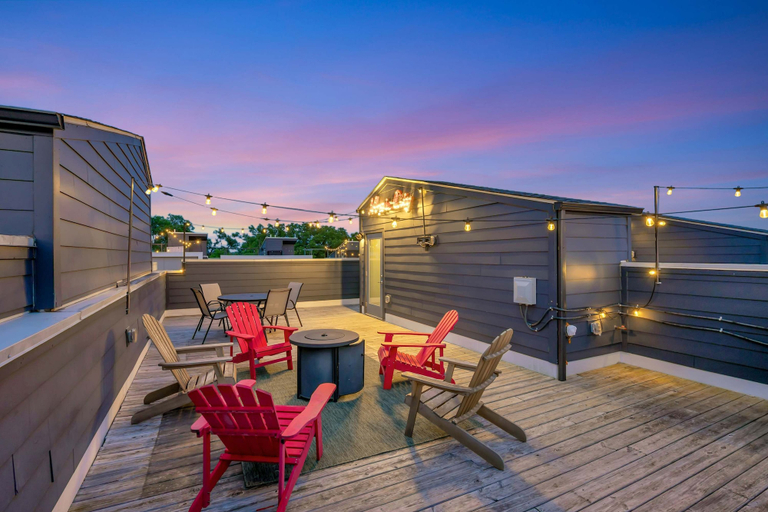 Room 5, Rooftop Deck Grill Ping Pong Near Downtown Nashville, Davidson