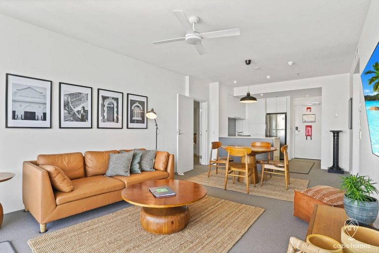 Others 5, 1101 Harbour Lights apartment with ocean views, Cairns