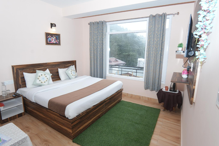Bedroom 1, Shree Shimla Stay, Shimla