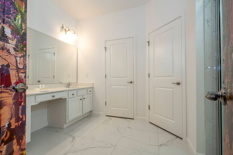 Room 2, Stunning Masterpiece 15 Ensuites, Osceola