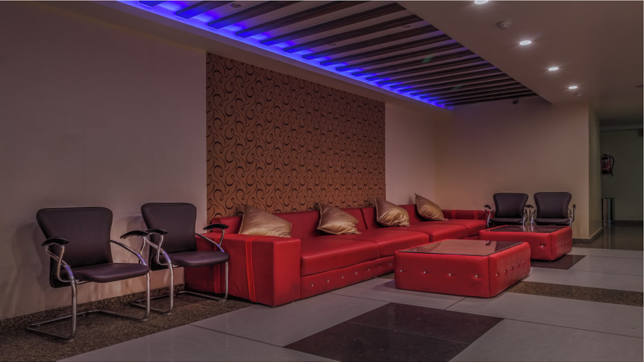 Others 5, Hotel Heavens Park, Bilaspur