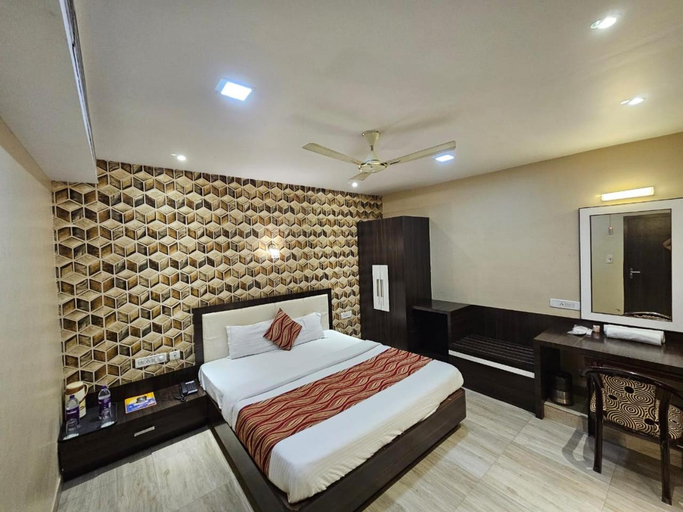Bedroom 2, Hotel Royal Ambience, Varanasi