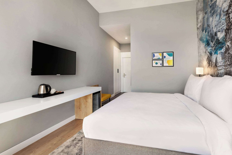 Bedroom 5